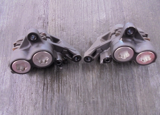 Bremssattel Bremszangen vorne Yamaha Tracer 700