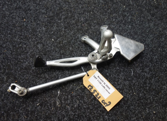 Schetsplaat links Benelli TNT 1130 cafe racer