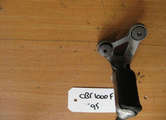 Fussrastetrager vorne links Honda CBR 1000 F