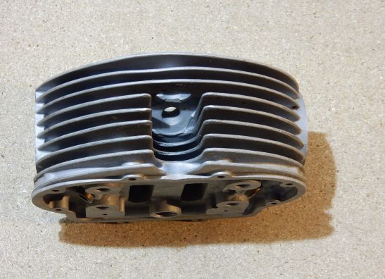 Cilinderkop Moto Guzzi V7 700