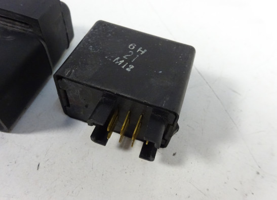 Relais unit Suzuki GSR 600