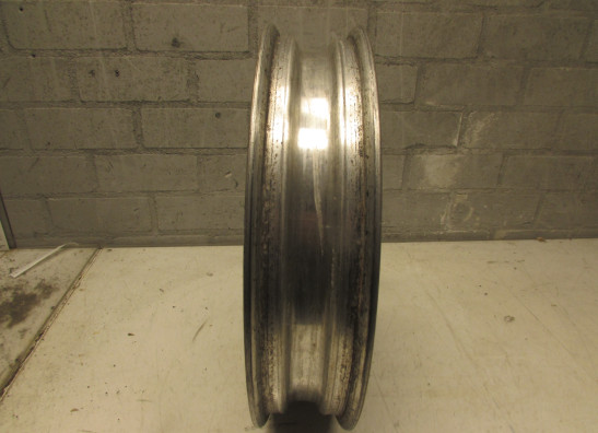 Rear wheel Honda VF 700  750 S Sabre