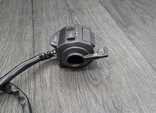 Handlebar switch assy left Suzuki Madura 1200