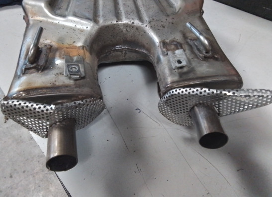 Uitlaat Aprilia Shiver 750