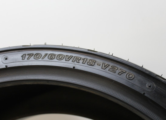 Achterband Honda VFR 750 R - RC30