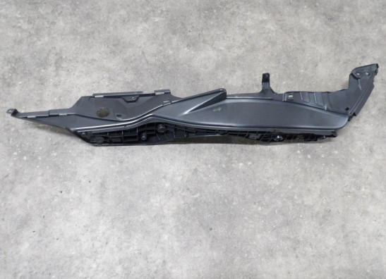 Cowl left inner Suzuki Burgman 400