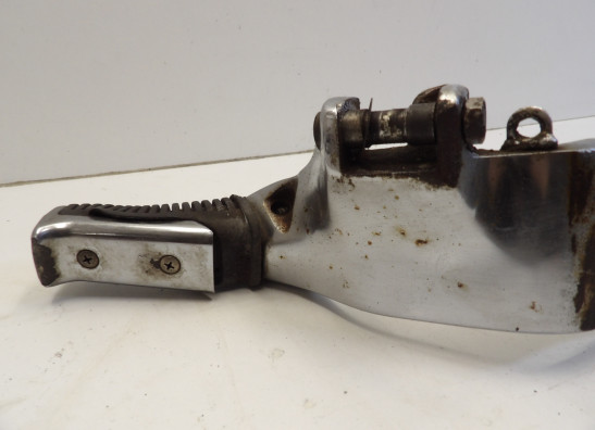 Fussrastentrager Suzuki VS 800 Intruder