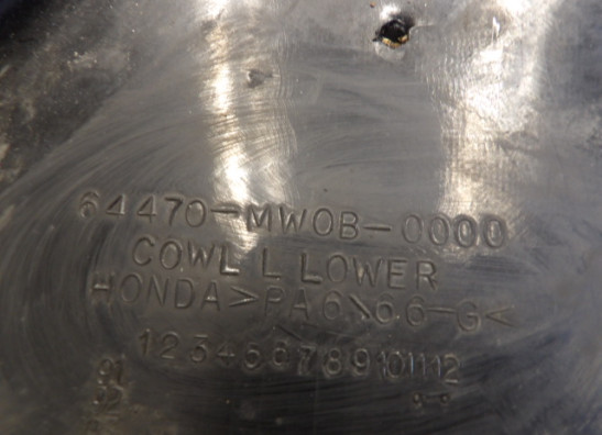 Linker onderkuip Honda CBR 900 RR