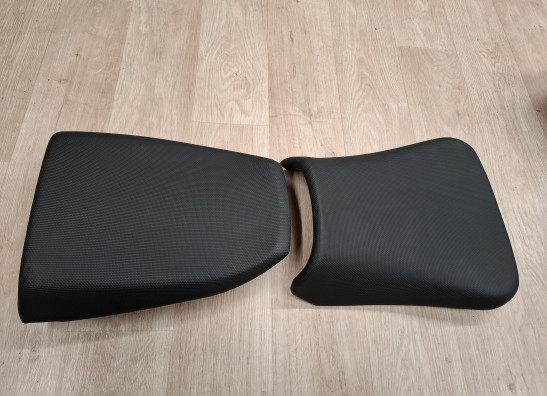 Zadel Yamaha YZF 750