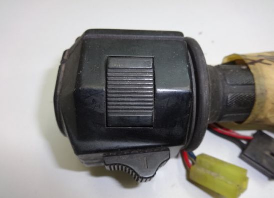 Handlebar switch assy right Yamaha Overige Yamaha