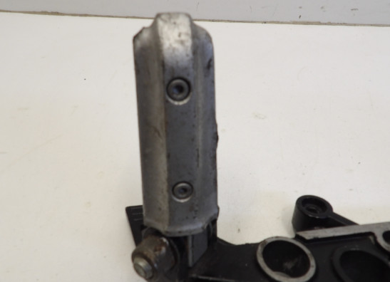 Main step holder right Kawasaki GPZ 1100