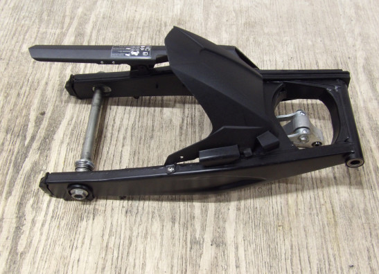 Achterbrug Suzuki GSX S 750
