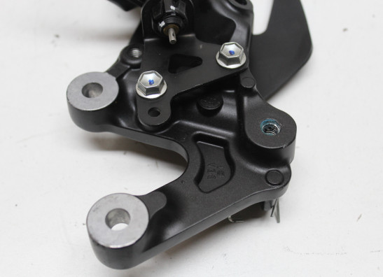 Fussrastetrager vorne rechts Yamaha XSR 900