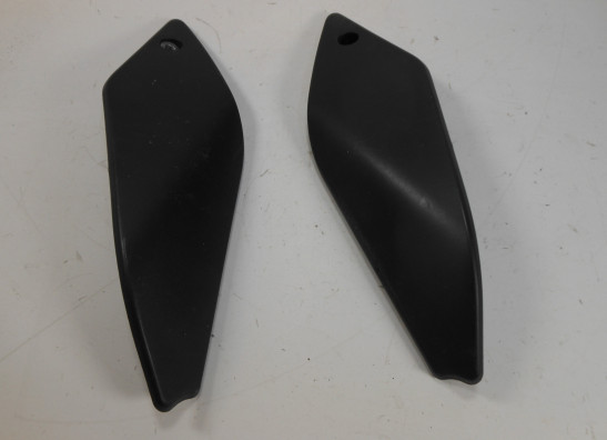 Seitenverkleidung links klein KTM 690 Duke 4