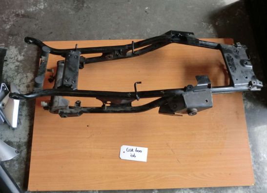 Achtersubframe Suzuki GSR 600