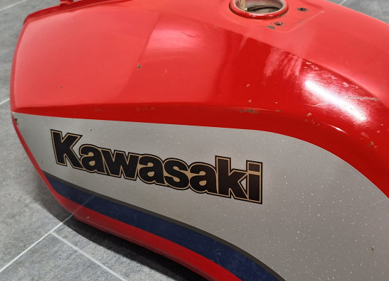 Benzintank Kawasaki GPZ 750