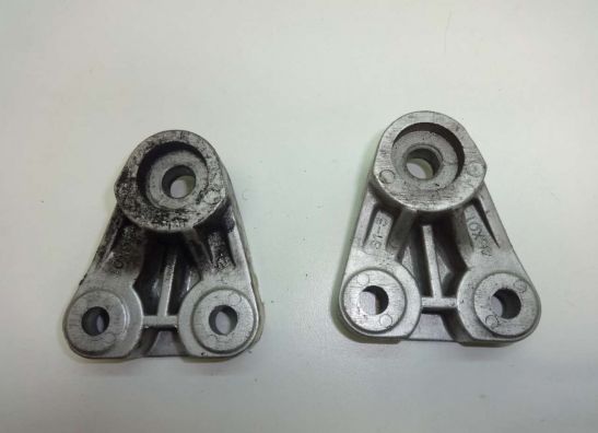 Main step holder Yamaha FZR 600