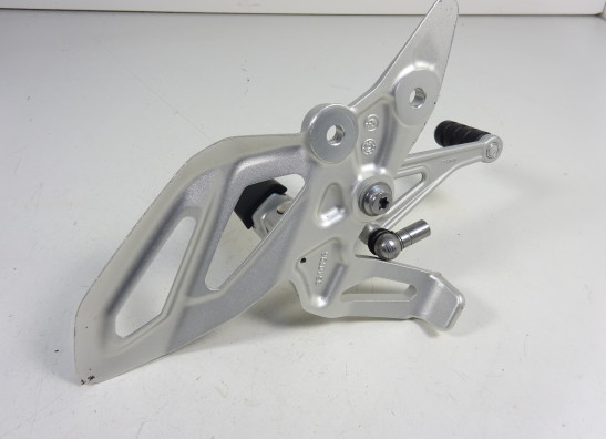 Fussrastetrager vorne links BMW R 1200 R