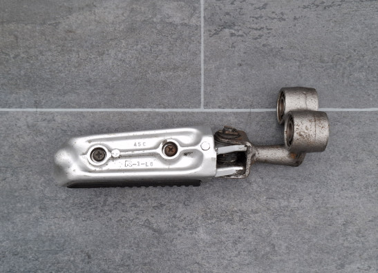 Voetsteun links Suzuki GSX 1100 G