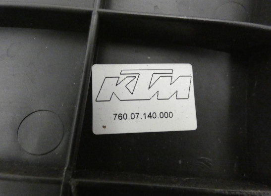 Sitzbank KTM 690 Duke 4