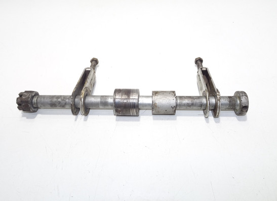 Hinterradachse Kawasaki LTD 440