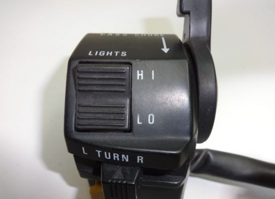 Stuurschakelaar links Suzuki GSF 600 650 Bandit 