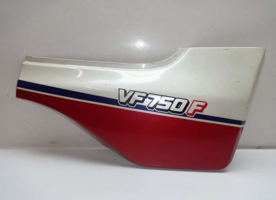 Rechter zijkuip klein Honda VF 700  750 F