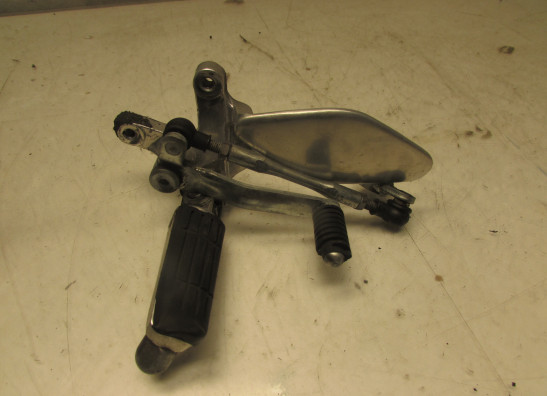 Main step holder left Yamaha YZF 600 Thundercat
