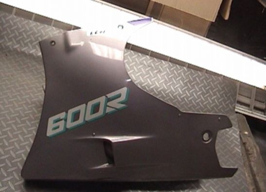 Cowl under Kawasaki GPX 600