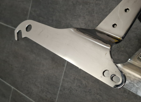 Rugsteun sissybar Harley Davidson FXFBS Fat Bob