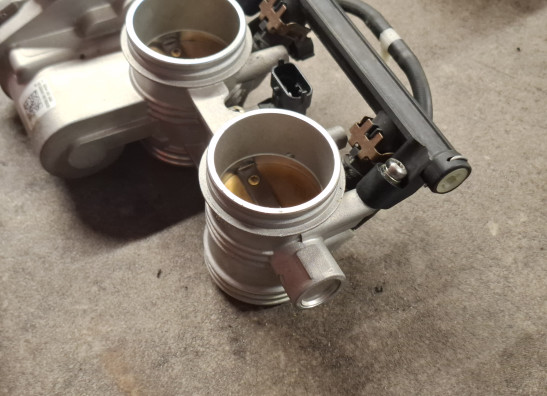 Gasklephuis KTM 790 Duke