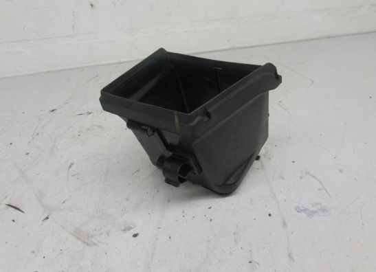 Air intake center Yamaha YZF R6