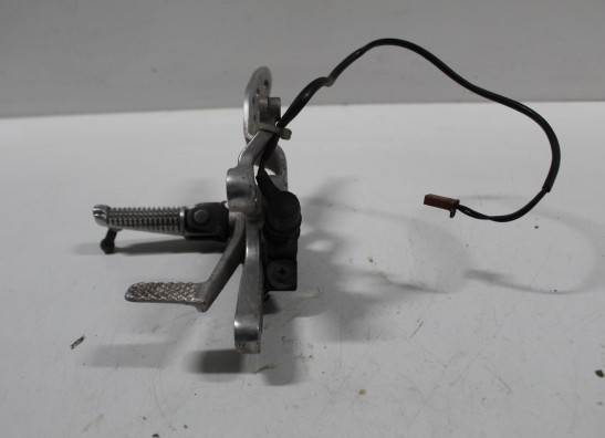 Main step holder right Yamaha YZF R6