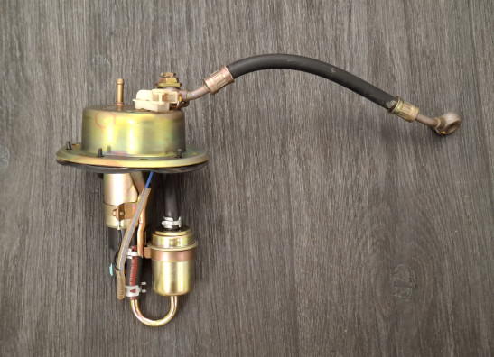 Brandstofpomp Honda CBR 1100 XX