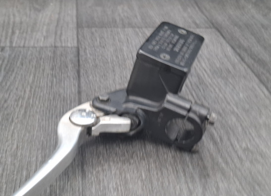 Bremszylinder vorne Suzuki Burgman 650