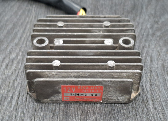 Regler Gleichrichter Honda VT 700 750