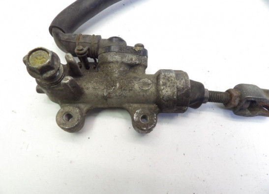 Bremszylinder hinten Suzuki GSX R 400