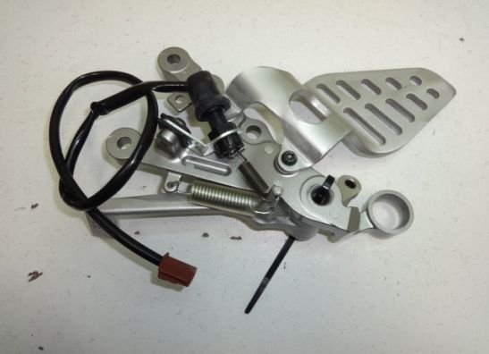 Main step holder right Yamaha YZF R6