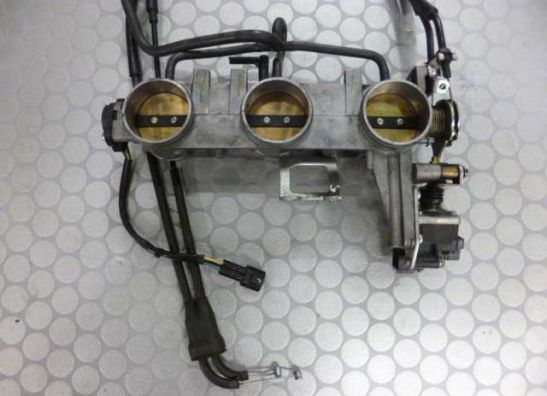 Gasklephuis Triumph Speed Triple 1050 2008-2010