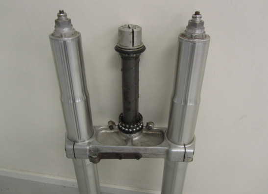 Voorpoten compleet Ducati ST2