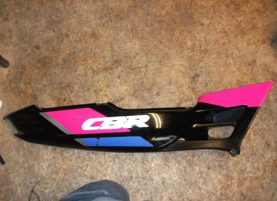 Rechter achterkant Honda CBR 600 F