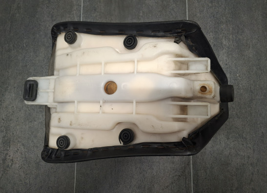 Zadel Yamaha FZR 600