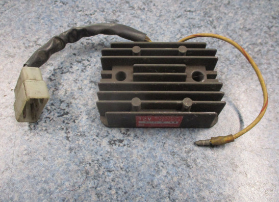 Regler Gleichrichter Kawasaki Z 650