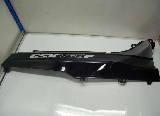 Rechter achterkant Suzuki GSX F 750