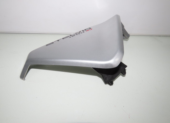 Rechter zijkuip klein Moto Guzzi Stelvio