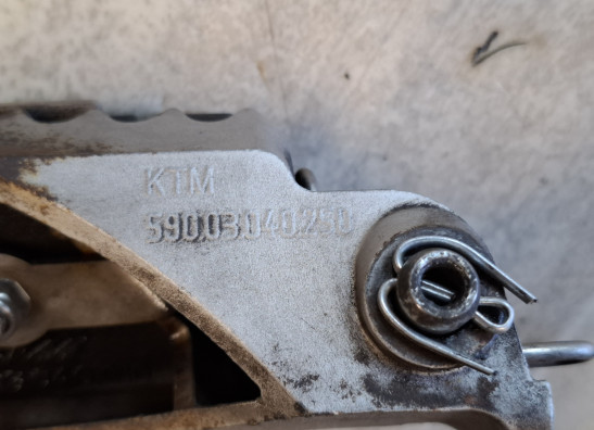 Voetsteun links KTM 990 SM + SMT