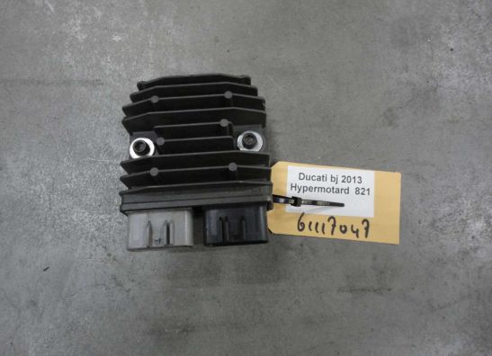 Regulator rectifier  Ducati Hypermotard 821