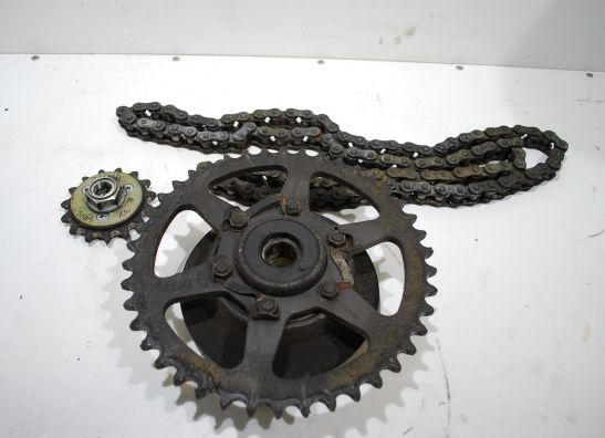 Ketting en tandwielset Suzuki GSX 1100 EF ES