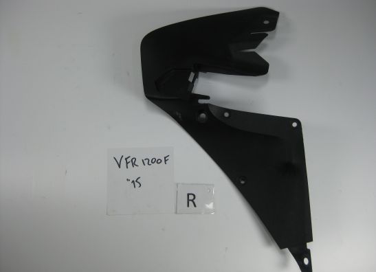 Rechter binnenkuip Honda VFR 1200