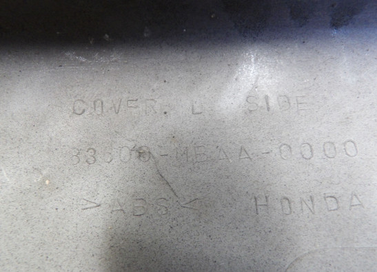 Cowl left small Honda VT 750 Shadow